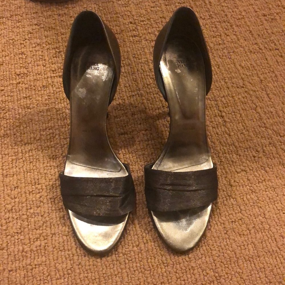 Vera Wang Metallic Sandal Heel
